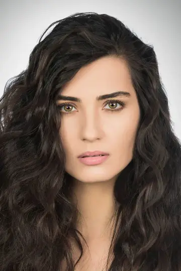 Zdjęcie  (Tuba Büyüküstün) #341090