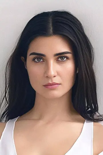 Zdjęcie  (Tuba Büyüküstün) #341092