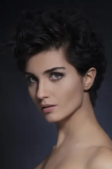 Zdjęcie  (Tuba Büyüküstün) #341094
