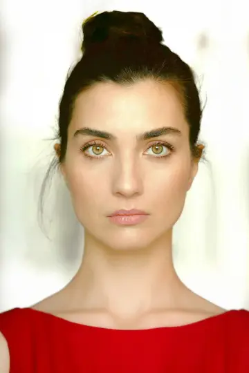 Zdjęcie  (Tuba Büyüküstün) #341095