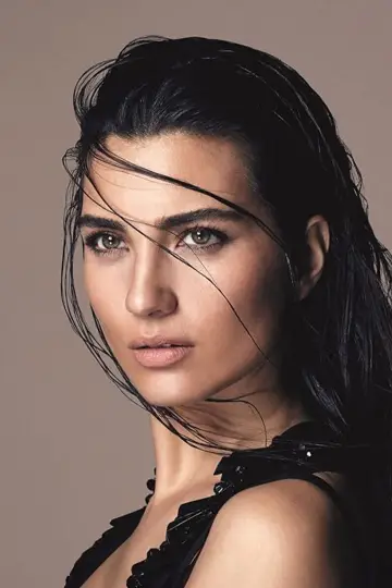 Zdjęcie  (Tuba Büyüküstün) #341096