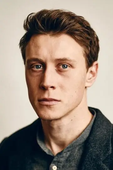Zdjęcie George MacKay #46645