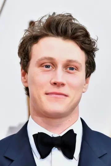 Zdjęcie George MacKay #46652