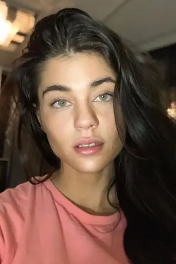 Zdjęcie Eleni Young #143643