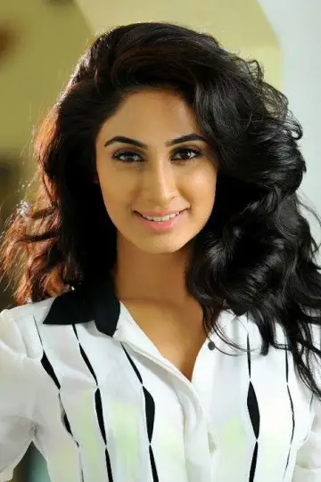 Zdjęcie  (Deepti Sati) #466747