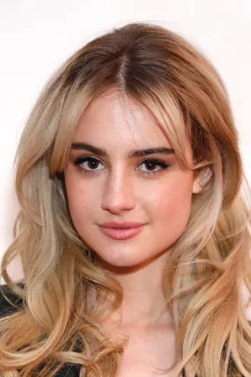 Zdjęcie  (Grace Van Patten) #328267