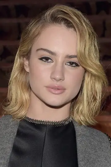 Zdjęcie  (Grace Van Patten) #48784