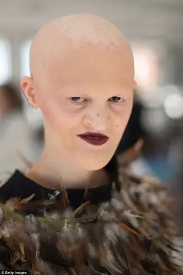 Zdjęcie Melanie Gaydos #32412