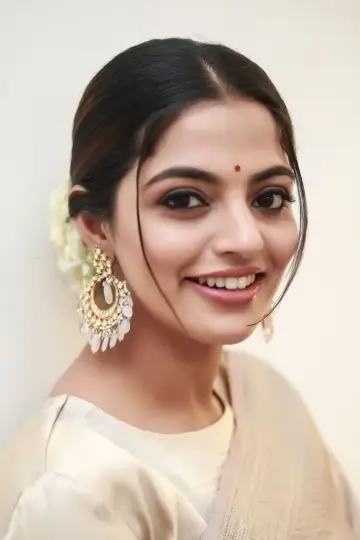Zdjęcie Nikhila Vimal #295755
