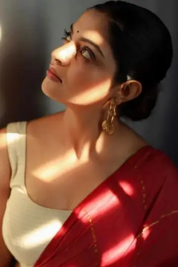 Zdjęcie Nikhila Vimal (Nikhila Vimal) #406005