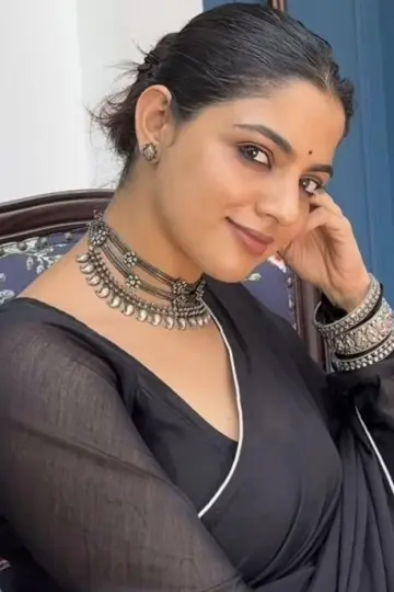 Zdjęcie Nikhila Vimal (Nikhila Vimal) #406007