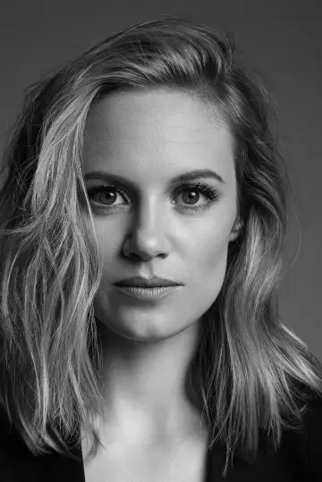 Zdjęcie Danielle Savre #113538