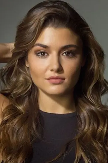Zdjęcie  (Hande Erçel) #292766