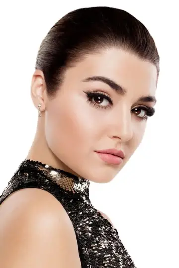Zdjęcie  (Hande Erçel) #292771