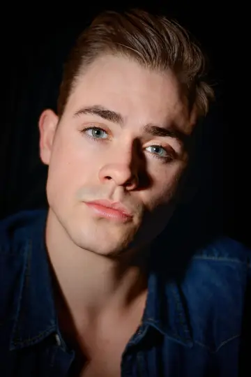 Zdjęcie Dacre Montgomery #41774