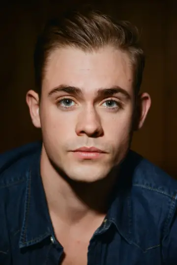 Zdjęcie Dacre Montgomery #41775