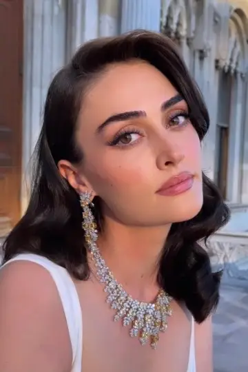 Zdjęcie Esra Bilgiç #136872