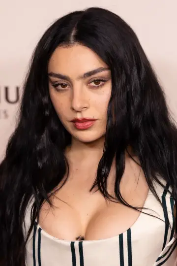Zdjęcie Czarlotka X (Charli xcx) #327734
