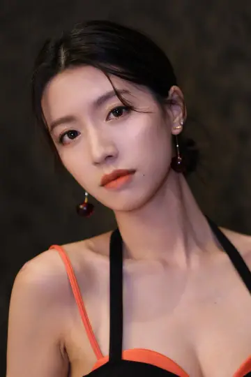 Zdjęcie Sisley Choi Si-Pui (Sisley Choi Si-Pui) #665598