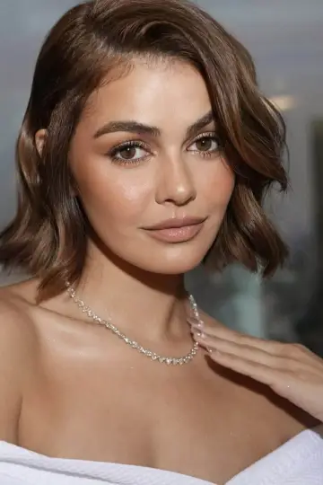 Zdjęcie  (Janine Gutierrez) #455397