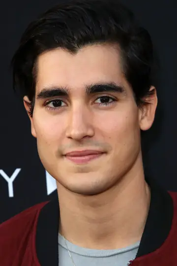 Zdjęcie Henry Zaga #78853