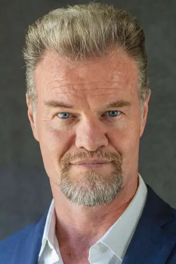 Zdjęcie Luke Massy #23891