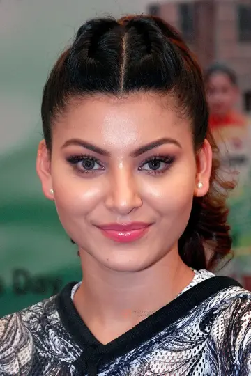 Zdjęcie  (Urvashi Rautela) #258199
