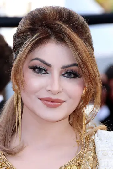 Zdjęcie  (Urvashi Rautela) #403854