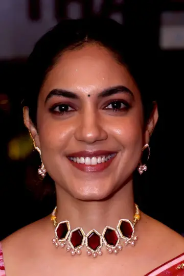 Zdjęcie  (Ritu Varma) #437033