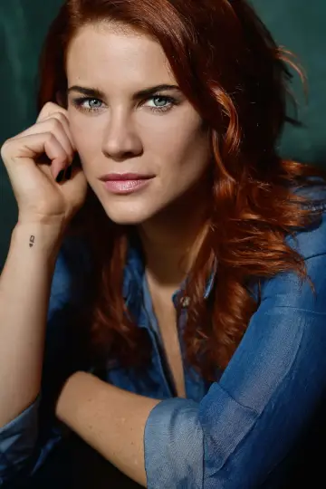 Zdjęcie Courtney Hope #61281