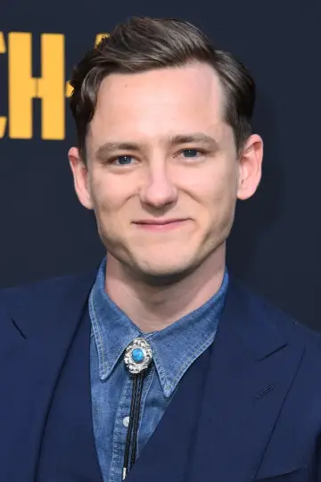 Zdjęcie Lewis Pullman #7493