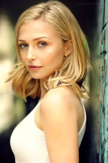Zdjęcie Sophie Simnett #282765