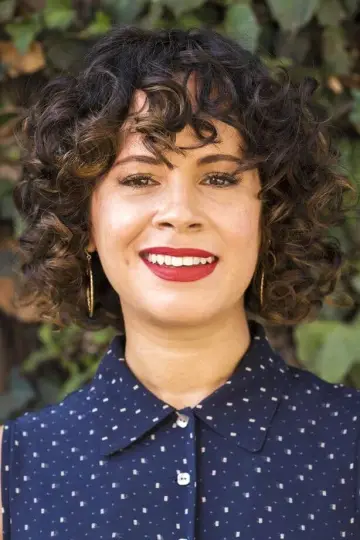 Zdjęcie Charise Castro Smith #12225