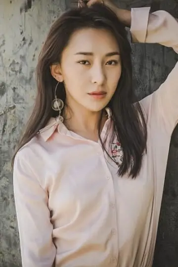 Zdjęcie Lily Ji #30872
