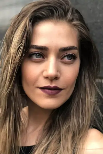Zdjęcie  (Öznur Serçeler) #238750