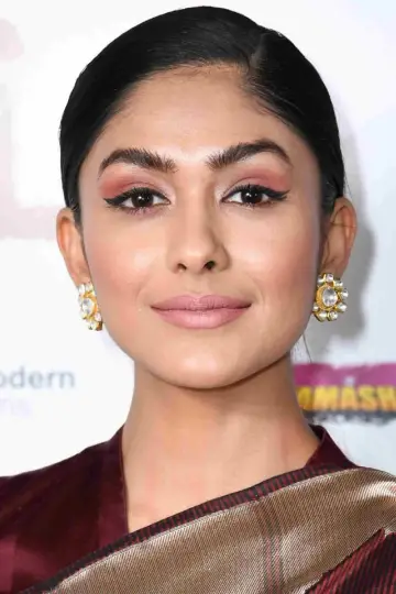 Zdjęcie Mrunal Takur (Mrunal Thakur) #254104