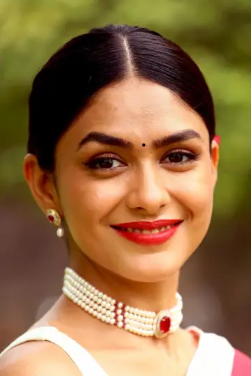Zdjęcie Mrunal Takur (Mrunal Thakur) #254106
