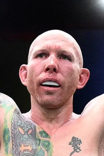 Zdjęcie  (Josh Emmett) #419339