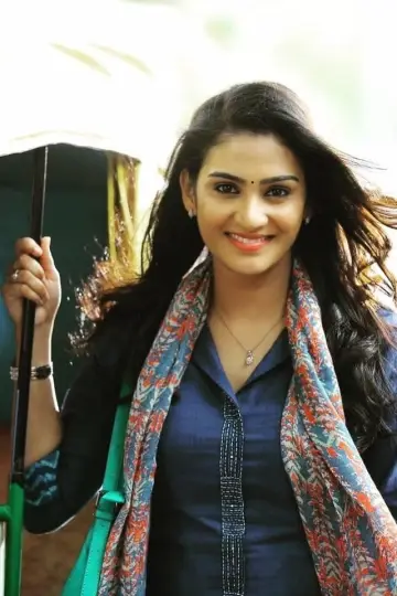 Zdjęcie Aditi Ravi #134629