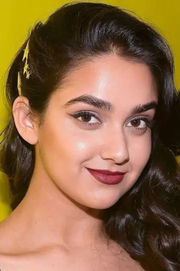 Zdjęcie Geraldine Viswanathan #94683