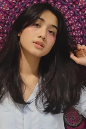 Zdjęcie Zulfa Maharani #136306