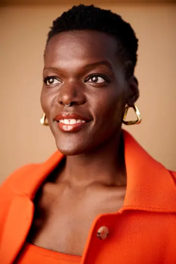 Zdjęcie Sheila Atim #8120