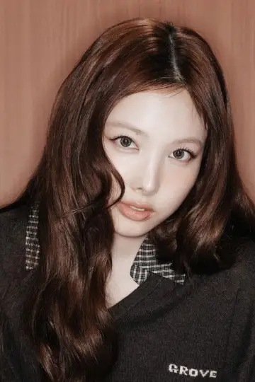 Zdjęcie Im Na-yeon (NAYEON) #339310