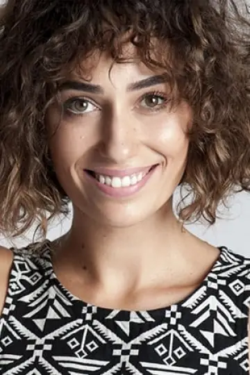 Zdjęcie Esra Ruşan