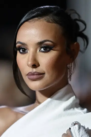 Zdjęcie  (Maya Jama) #345099