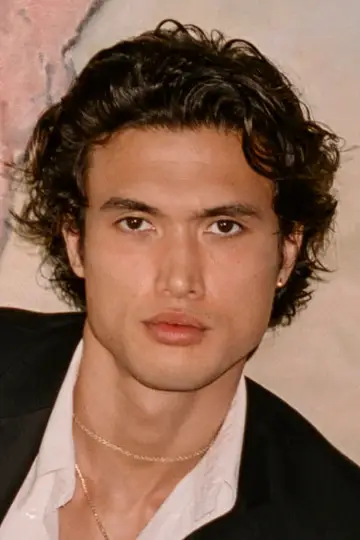 Zdjęcie Charles Melton #71358