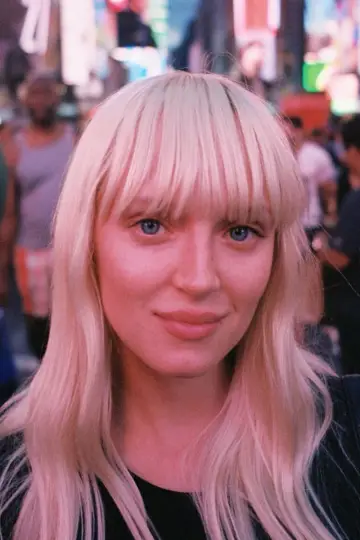 Zdjęcie Karina Kolokolchykova #111243