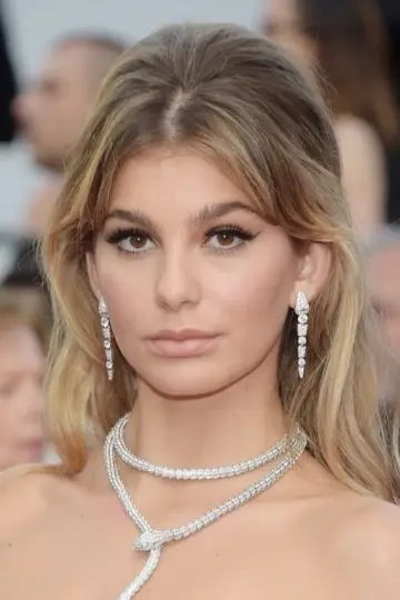 Zdjęcie Camila Morrone #88395