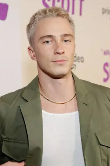 Zdjęcie Drew Starkey #18043