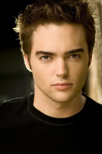 Zdjęcie Drew Tyler Bell #58253
